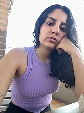 Snapshot of Selenyx_3 chatting on August 4, 2026, 9:06 pm Selenyx 3 online show from August 4, 2026, 9:06 pm