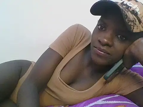 Snapshot of ebonypetite2 chatting on July 9, 2026, 4:27 am ebonypetite2 online show from July 9, 2026, 4:27 am