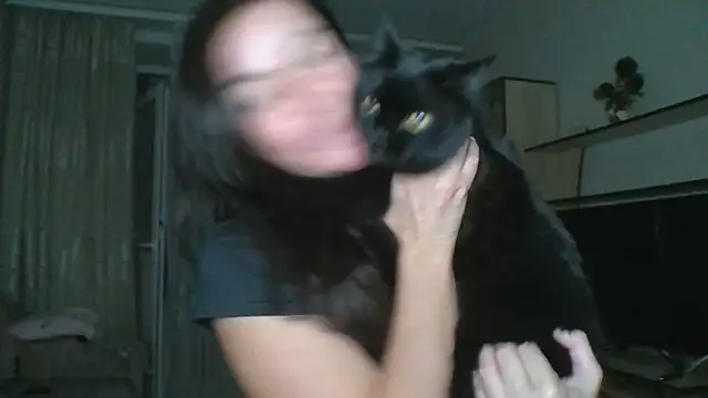 Snapshot of Mia_Salamanka chatting on July 29, 2026, 3:32 pm Mia Salamanka online show from July 29, 2026, 3:32 pm