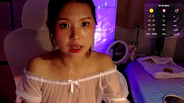 Snapshot of urgrl_portia chatting on July 10, 2026, 10:51 am urgrl portia online show from July 10, 2026, 10:51 am
