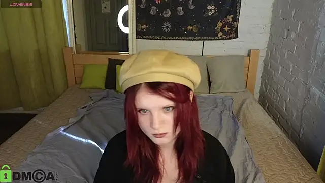 Snapshot of Fox__Cute chatting on August 4, 2026, 1:09 am Fox Cute online show from August 4, 2026, 1:09 am