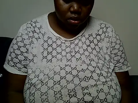 Snapshot of Tashazbabe chatting on July 8, 2026, 3:22 am Tashazbabe online show from July 8, 2026, 3:22 am