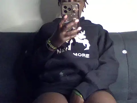 Snapshot of prettygurl- chatting on July 9, 2026, 6:01 pm prettygurl- online show from July 9, 2026, 6:01 pm
