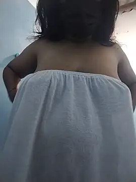 darkrlips online show from July 11, 2026, 12:41 pm