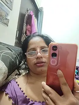 Snapshot of SWEETY01990 chatting on July 16, 2026, 5:41 pm SWEETY01990 online show from July 16, 2026, 5:41 pm