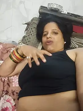 Snapshot of SWEETY01990 chatting on July 18, 2026, 12:42 pm SWEETY01990 online show from July 18, 2026, 12:42 pm