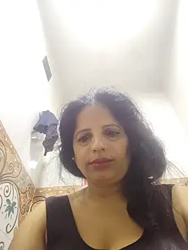 Snapshot of SWEETY01990 chatting on July 19, 2026, 2:04 am SWEETY01990 online show from July 19, 2026, 2:04 am