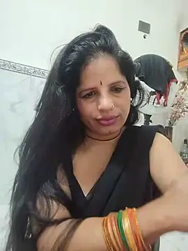 Snapshot of SWEETY01990 chatting on July 21, 2026, 1:19 am SWEETY01990 online show from July 21, 2026, 1:19 am