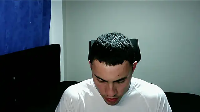 Ethann Valee online show from August 3, 2026, 11:30 pm