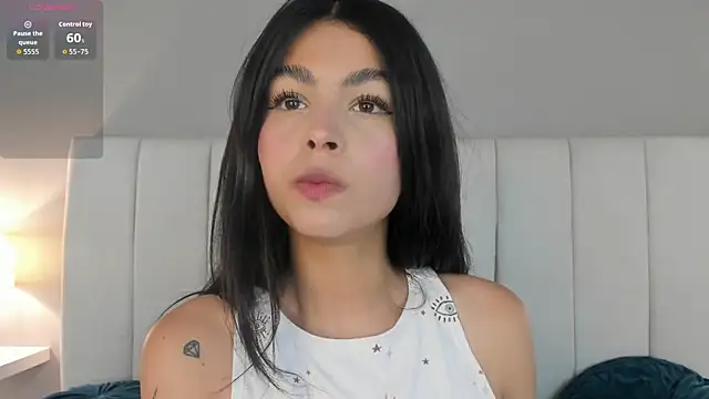 Snapshot of Kylie_Mckenzie chatting on July 22, 2026, 2:31 pm Kylie Mckenzie online show from July 22, 2026, 2:31 pm