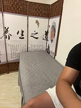 Snapshot of qujing002 chatting on July 26, 2026, 2:02 pm qujing002 online show from July 26, 2026, 2:02 pm