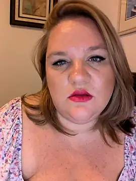 Jonesinjil online show from June 25, 2026, 5:23 am