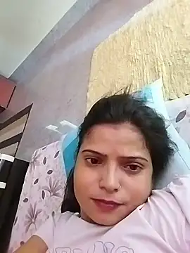 Snapshot of Missridhi chatting on June 17, 2026, 8:17 am Missridhi online show from June 17, 2026, 8:17 am
