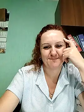 Snapshot of KarinaFlower99 chatting on July 6, 2026, 10:23 am KarinaFlower99 online show from July 6, 2026, 10:23 am