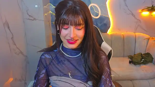 Lily Tx online show from June 17, 2026, 12:40 pm