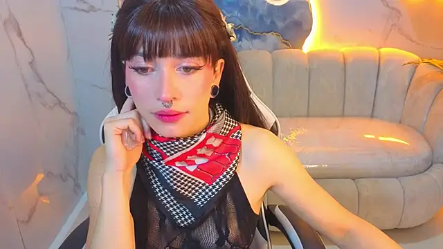 Lily Tx online show from June 24, 2026, 12:37 pm