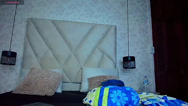 Snapshot of scarlat_rose chatting on July 6, 2026, 7:16 pm scarlat rose online show from July 6, 2026, 7:16 pm