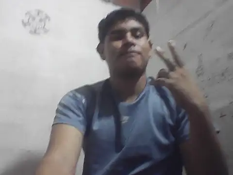 Snapshot of mr-papu69 chatting on June 19, 2026, 4:39 am mr-papu69 online show from June 19, 2026, 4:39 am