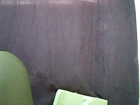 Snapshot of Queen_idd chatting on July 26, 2026, 8:32 am Queen idd online show from July 26, 2026, 8:32 am