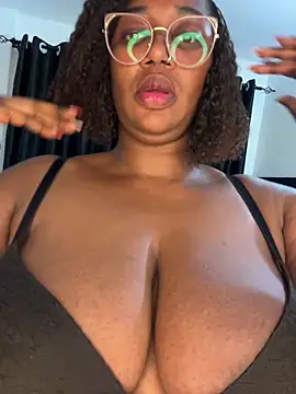 Honeylust26 online show from June 18, 2026, 11:58 am