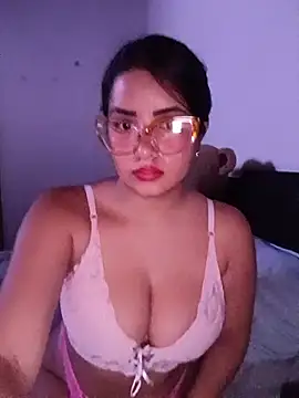 Snapshot of K_AriDoll chatting on June 18, 2026, 10:25 pm K AriDoll online show from June 18, 2026, 10:25 pm