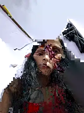 Snapshot of Roohi-hot chatting on July 1, 2026, 5:23 pm Roohi-hot online show from July 1, 2026, 5:23 pm