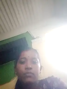 Snapshot of vanithaa_telugu chatting on July 18, 2026, 12:31 pm vanithaa telugu online show from July 18, 2026, 12:31 pm