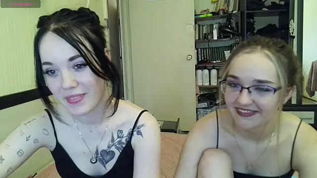 Snapshot of Mia_Ellis chatting on July 19, 2026, 11:36 am Mia Ellis online show from July 19, 2026, 11:36 am