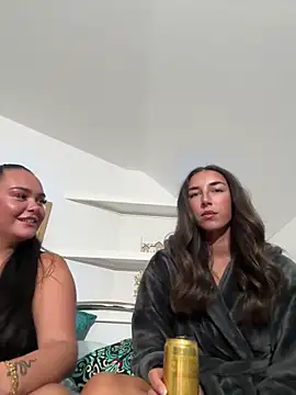 GraceHughesxo online show from June 19, 2026, 9:40 pm