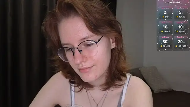 Snapshot of PliantMissus chatting on June 25, 2026, 7:18 pm PliantMissus online show from June 25, 2026, 7:18 pm