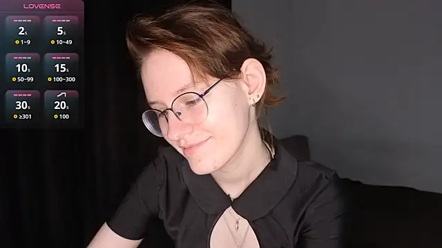 Snapshot of PliantMissus chatting on June 29, 2026, 7:36 pm PliantMissus online show from June 29, 2026, 7:36 pm