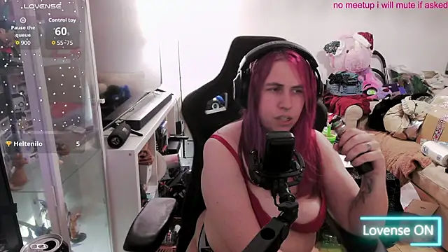 baronessrukaa online show from June 17, 2026, 6:20 pm