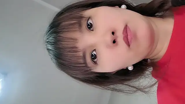Snapshot of Yesqiko chatting on June 15, 2026, 7:43 am Yesqiko online show from June 15, 2026, 7:43 am