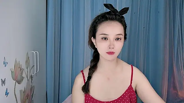 Snapshot of Yesqiko chatting on July 18, 2026, 4:22 pm Yesqiko online show from July 18, 2026, 4:22 pm