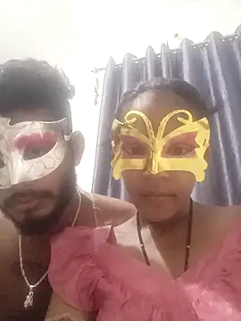 cutecouple14324 online show from June 17, 2026, 4:41 pm