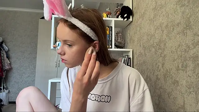 Snapshot of Mollybeans chatting on July 29, 2026, 12:14 pm Mollybeans online show from July 29, 2026, 12:14 pm