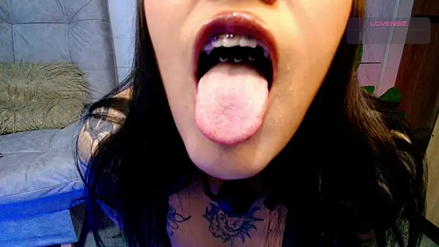 Snapshot of Neytiri_Ss chatting on June 21, 2026, 3:53 am Neytiri Ss online show from June 21, 2026, 3:53 am