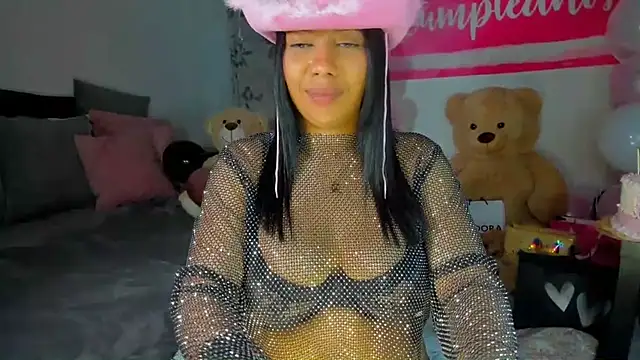 NicolePasqualott online show from February 25, 2025, 2:47 am