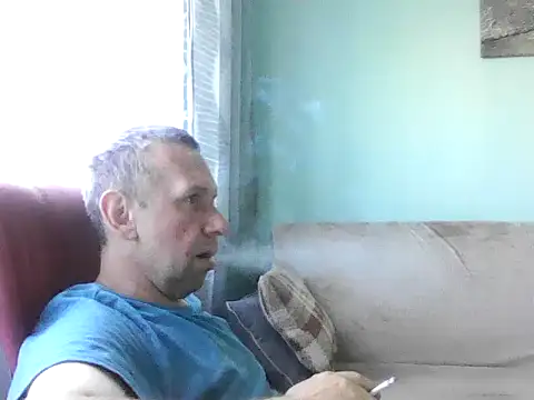 Snapshot of RafalekRozmarynowski81 chatting on June 24, 2026, 4:33 am RafalekRozmarynowski81 online show from June 24, 2026, 4:33 am