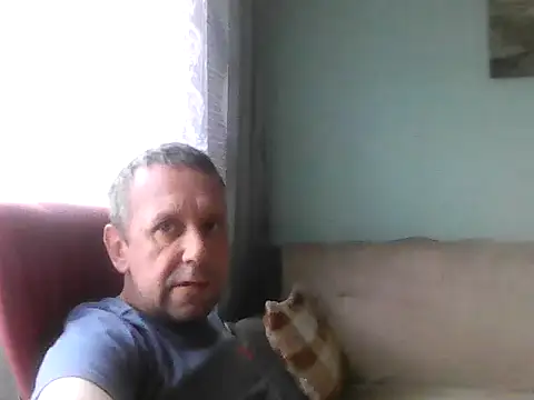 Snapshot of RafalekRozmarynowski81 chatting on July 11, 2026, 5:10 am RafalekRozmarynowski81 online show from July 11, 2026, 5:10 am