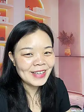 Snapshot of Nuannuan_88 chatting on June 17, 2026, 5:32 am Nuannuan 88 online show from June 17, 2026, 5:32 am