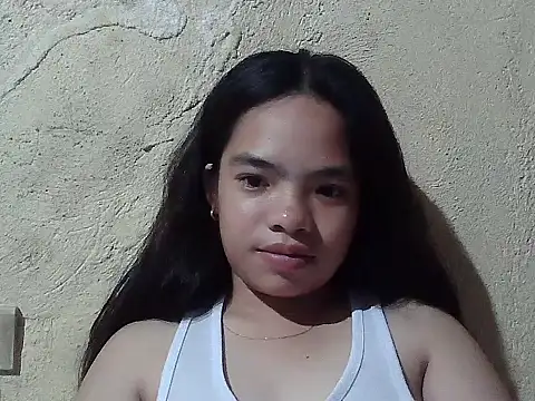 Snapshot of pretty_gia chatting on July 8, 2026, 4:00 pm pretty gia online show from July 8, 2026, 4:00 pm