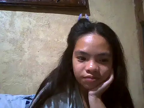 Snapshot of pretty_gia chatting on July 26, 2026, 4:03 pm pretty gia online show from July 26, 2026, 4:03 pm
