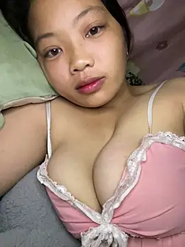 Snapshot of -Mymy_ chatting on July 9, 2026, 12:04 am -Mymy online show from July 9, 2026, 12:04 am