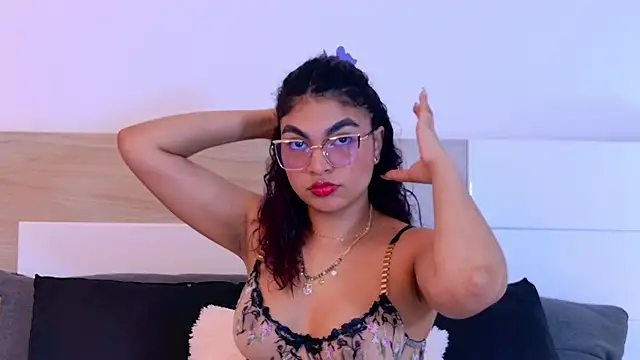 Snapshot of MelodyAlvarez chatting on June 30, 2026, 11:11 am MelodyAlvarez online show from June 30, 2026, 11:11 am