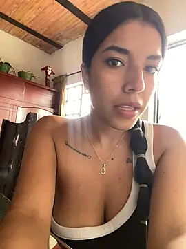 Lia-Rousee online show from June 16, 2026, 6:54 pm