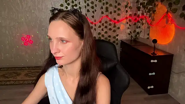 Snapshot of GensaFlara chatting on August 5, 2026, 9:01 am GensaFlara online show from August 5, 2026, 9:01 am