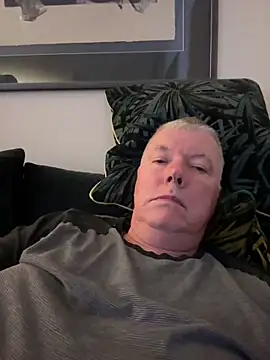 cumboy online show from November 9, 2025, 11:36 pm