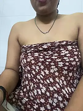 Hotty Nancyy online show from June 28, 2026, 7:25 am