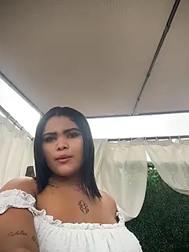 Snapshot of HoneyBunXXX chatting on June 26, 2026, 1:15 pm HoneyBunXXX online show from June 26, 2026, 1:15 pm